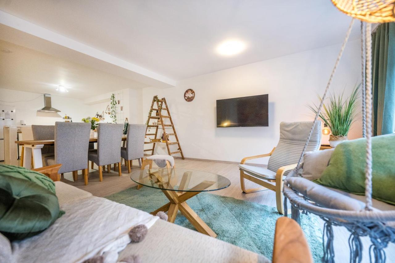 140qm 3br - Central, Cozy And Stylish