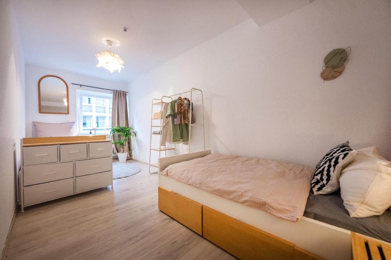 Apartment 140qm 3br - Central, Cozy And Stylish *